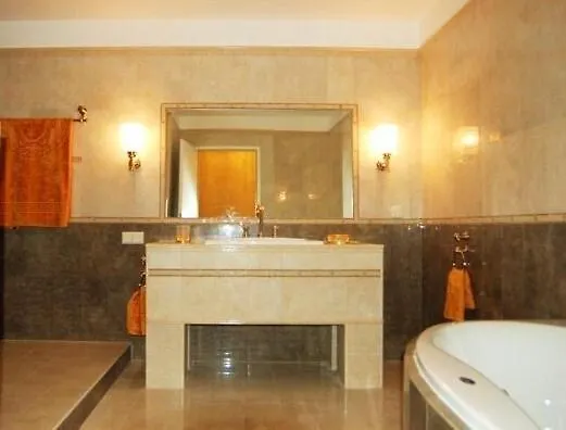 Luxury Apartment With Pool Vienna