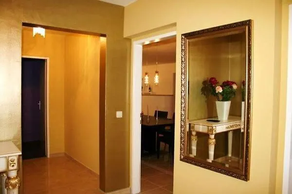Luxury Apartment With Pool Wenen 0*,  Oostenrijk